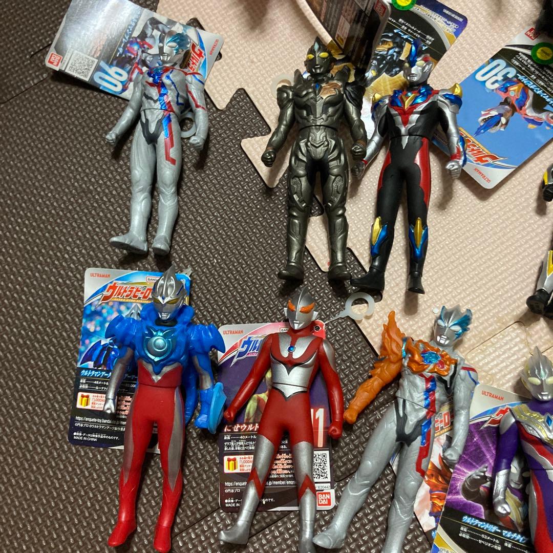 ウルトラマンフィギュアセット　21体