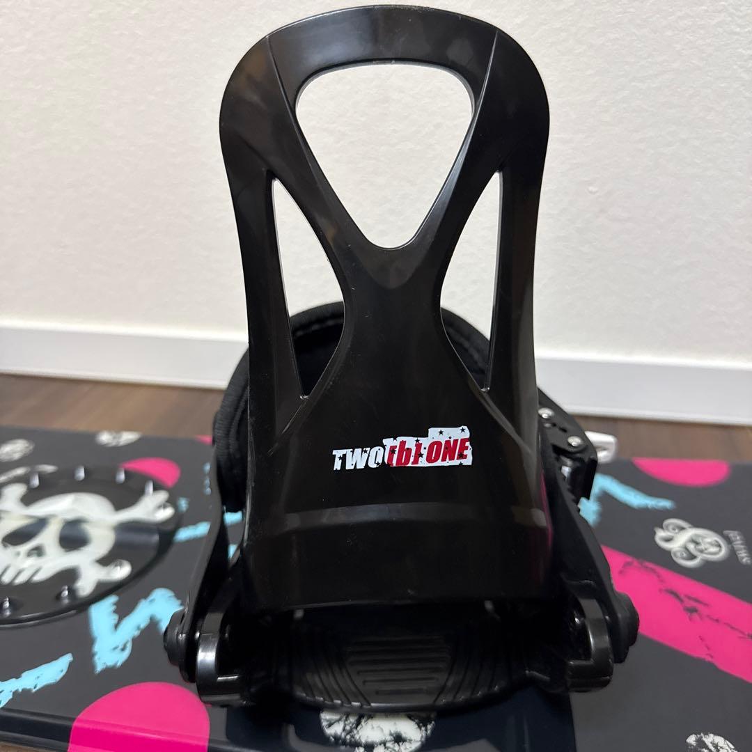 超美品 Swivel キッズ スノーボード ＆ ビンディングセット 120cm