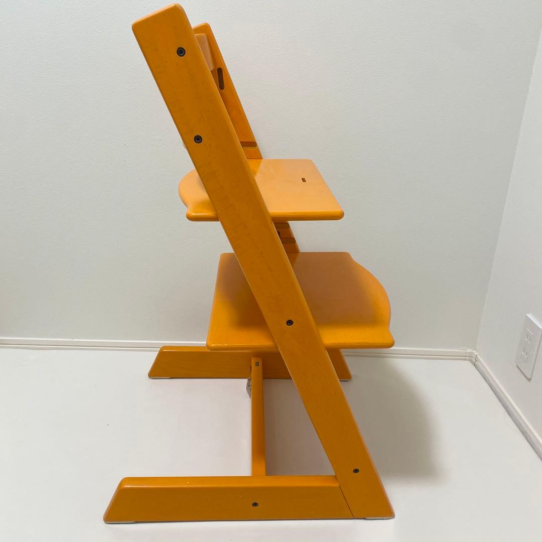 ♢美品♢STOKKE トリップトラップ シリアル4 廃盤色 オレンジ　ハイチェア