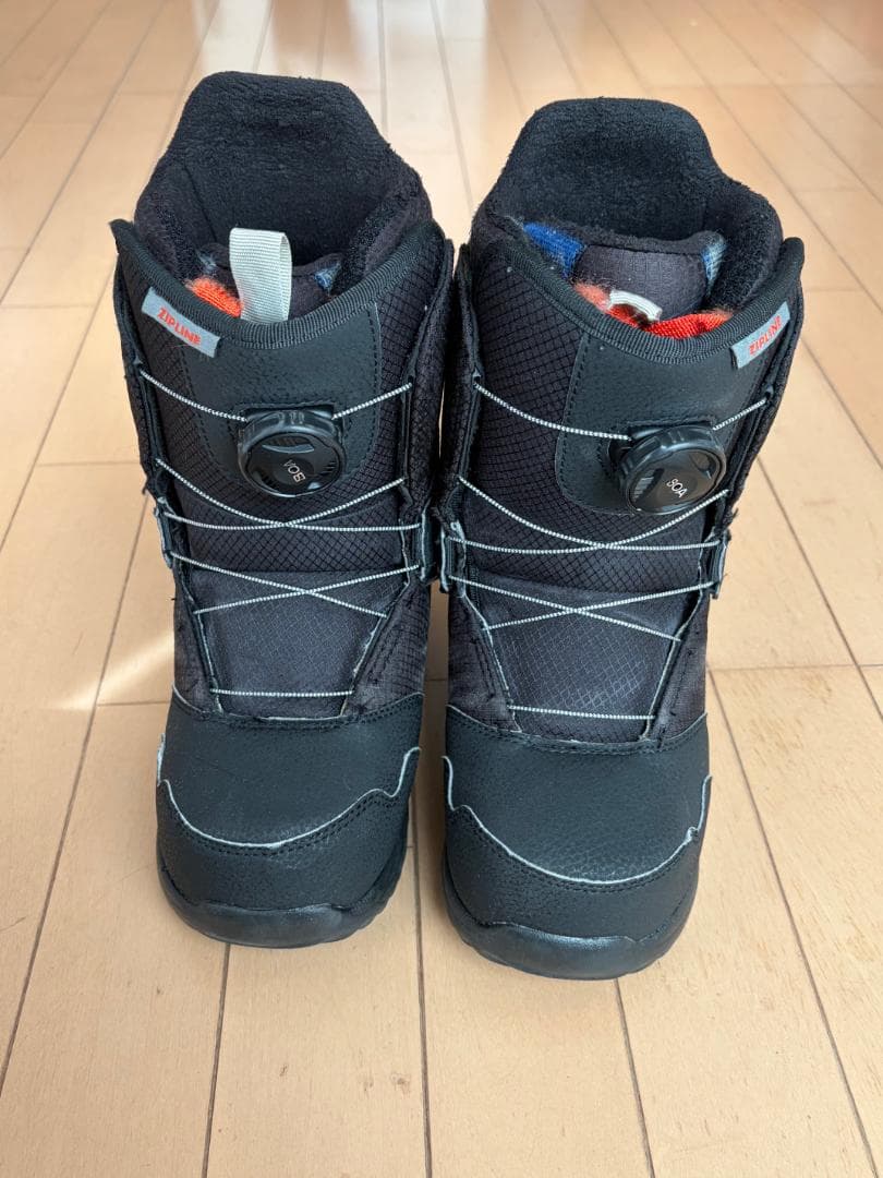 子ども用スノーボードブーツ BOAシステム搭載