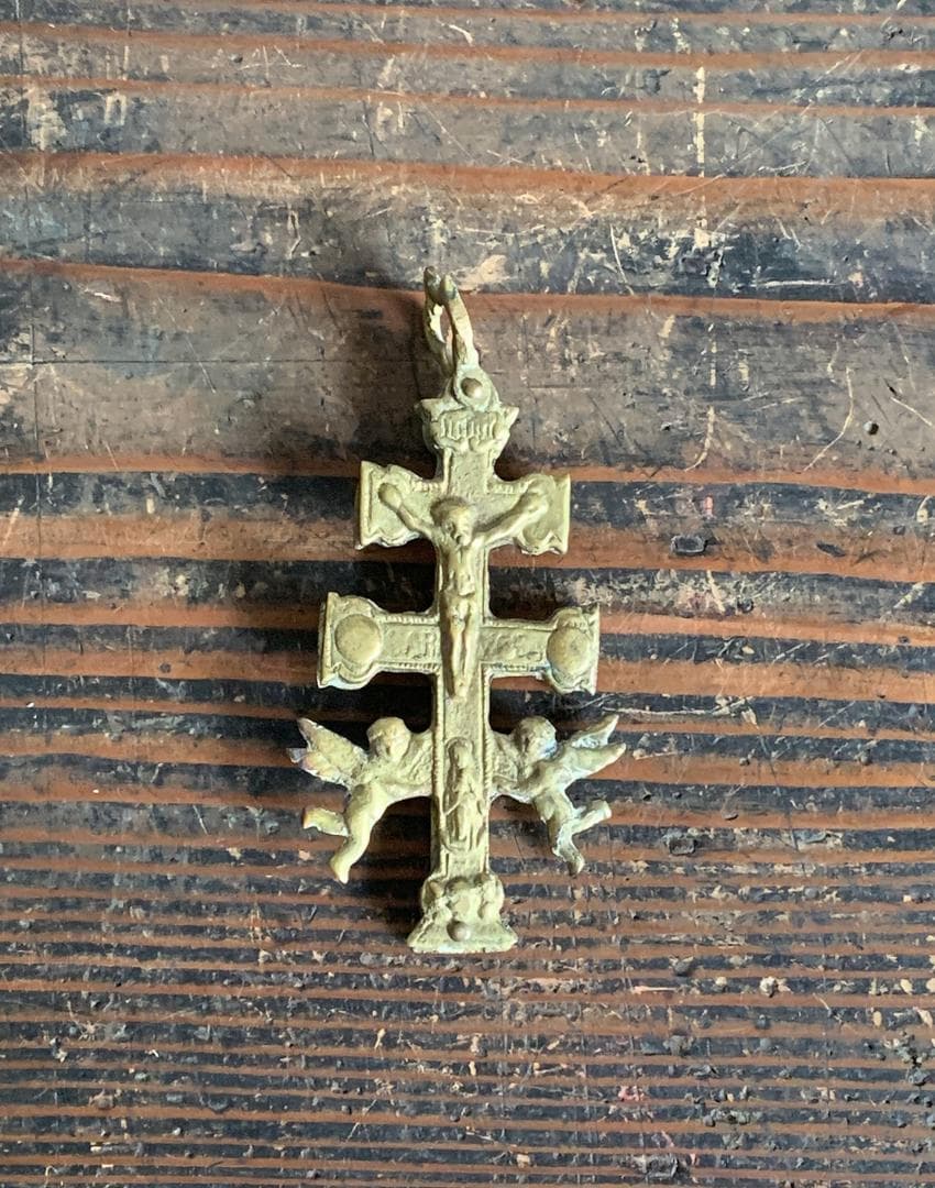 カラバカ村に伝わる伝説の十字架 天使が運ぶカラバカクロス 聖遺物 /K120