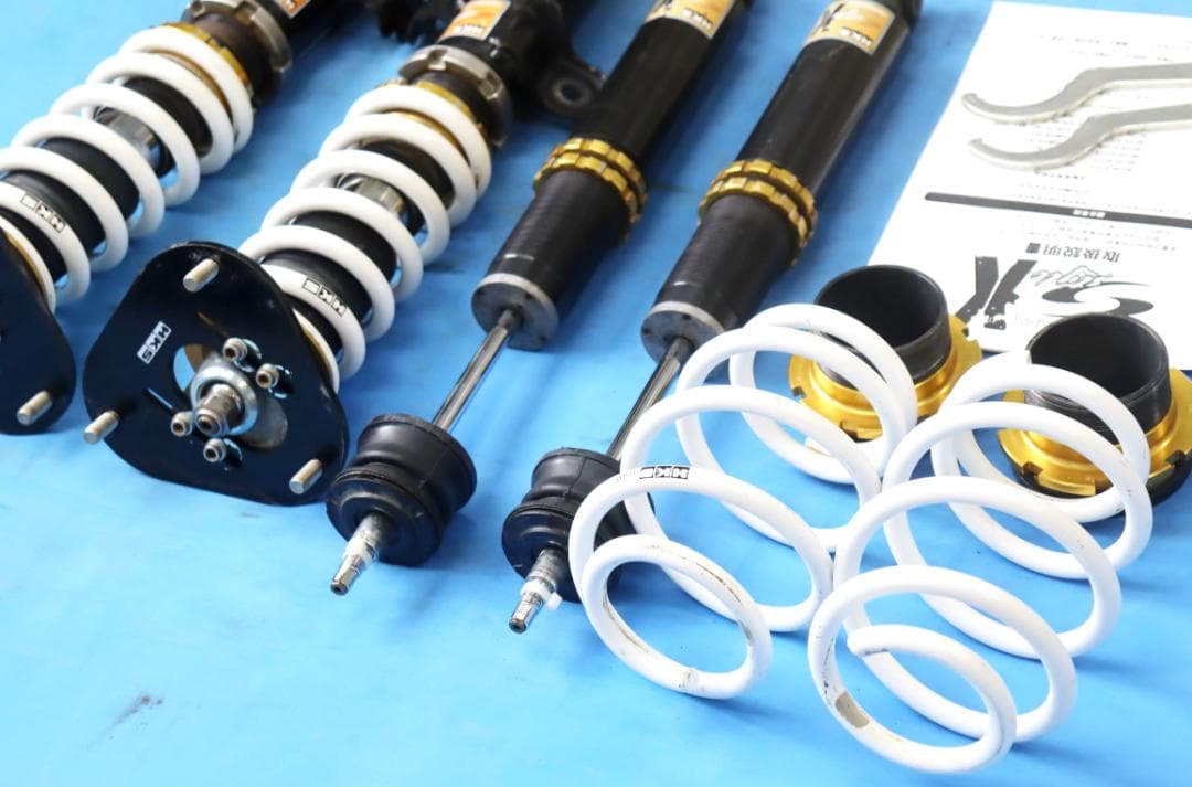 トヨタ プリウス ZVW30 ZVW35　HKS STYLE-X　車高調