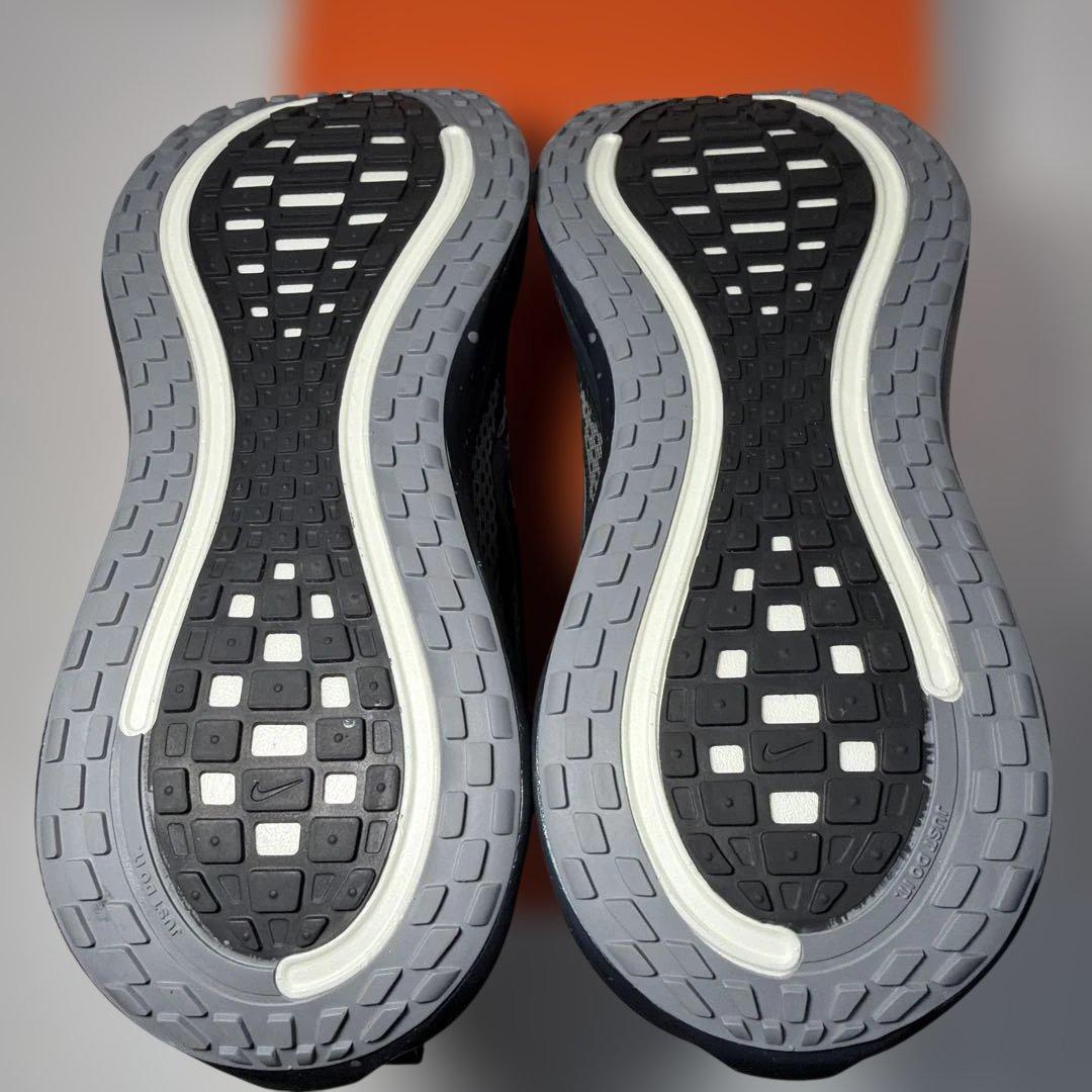 27.0 新品 NIKE VOMERO PLUS SPECKLE ボメロ プラス