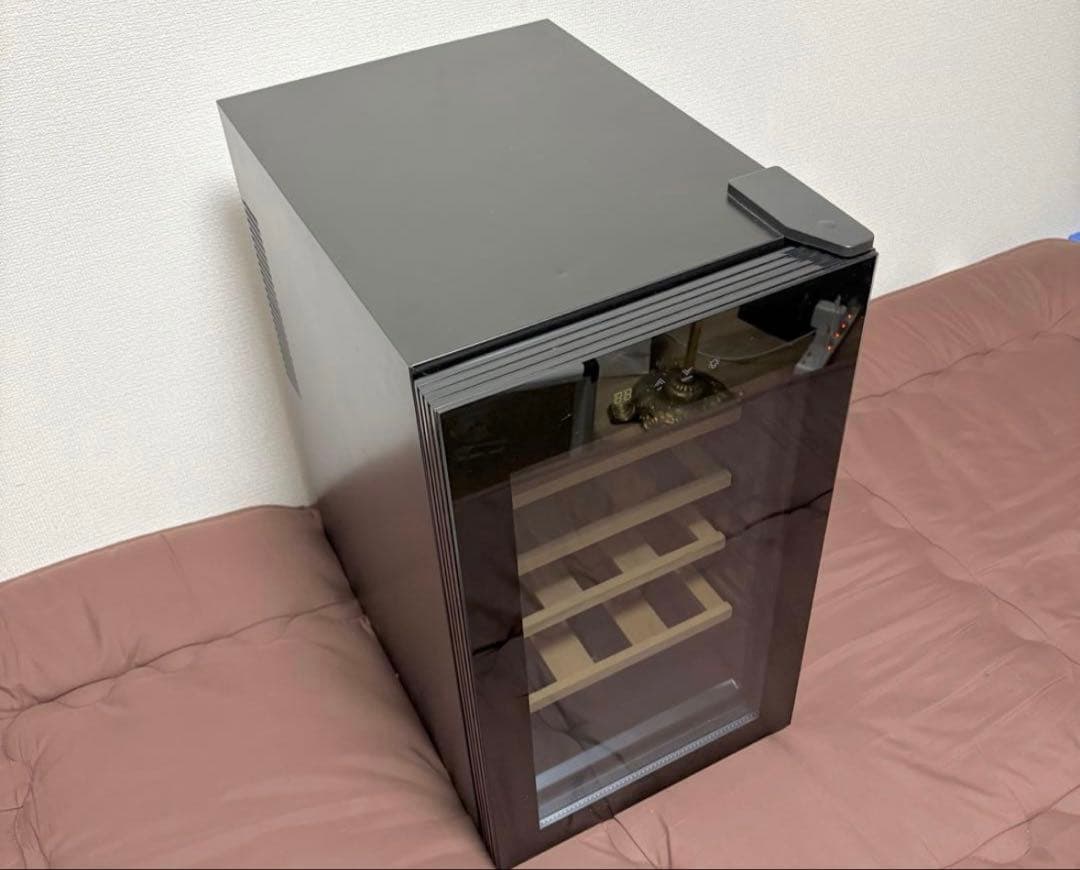 ワインセラー18ボトル　BWC-018PS コンパクトモデル