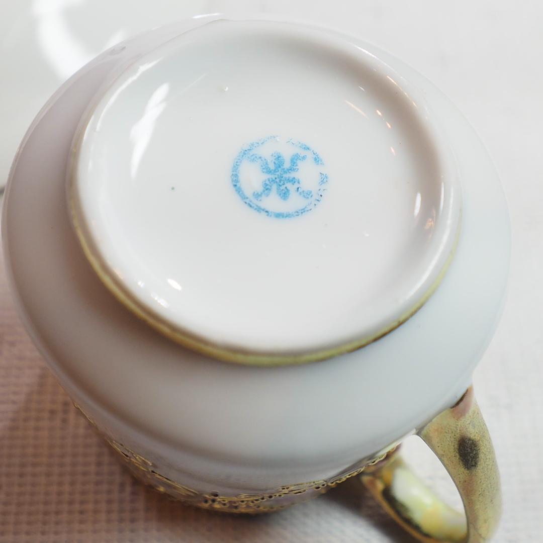 オールドノリタケ 金盛上陽刻桃地薔薇図紋 マルキ印 里帰り チョコレートカップ