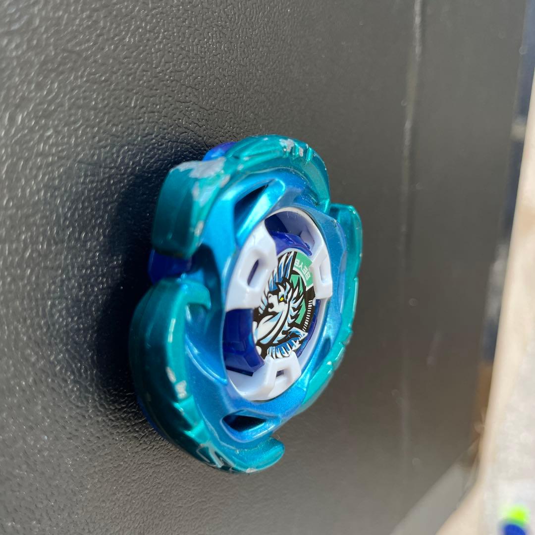 ベイブレードX ★☆エアロペガサス★☆シャークエッジメタルコートブルー2個セット