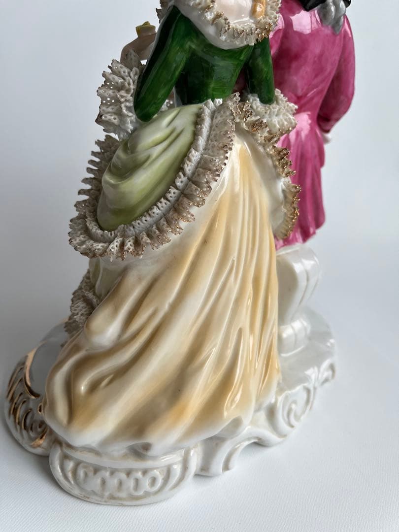 【磁器製アンティーク人形】 昭和から語りかけるセト・ノベルティ