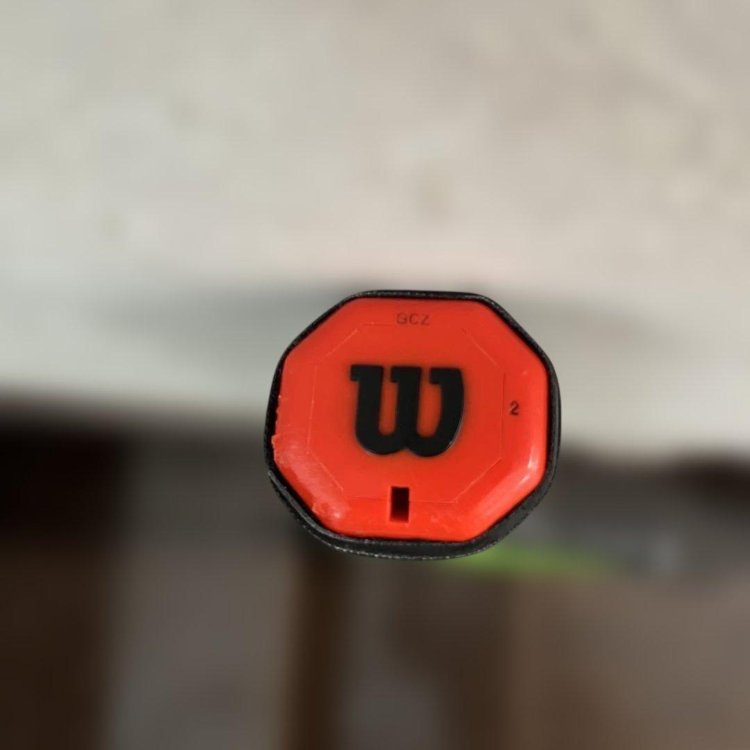 硬式テニス ラケット　ウィルソン　ブレード　100 V7.0 G2 16×19