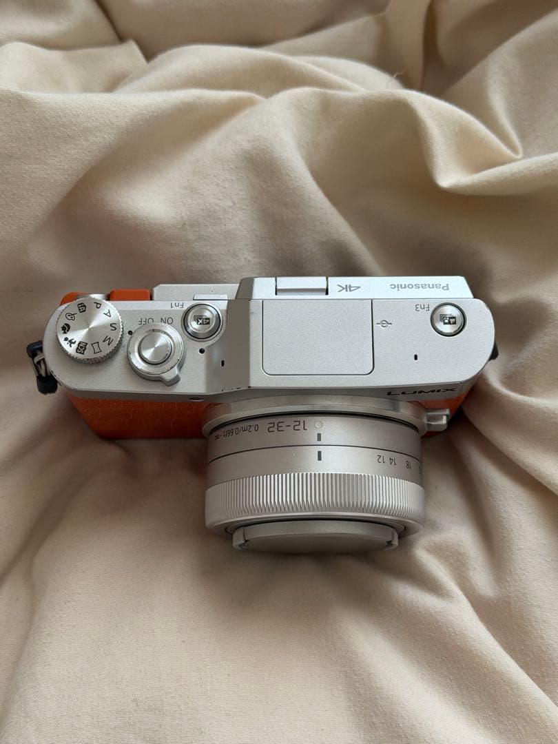 デジタルカメラ LUMIX DC-GF9W