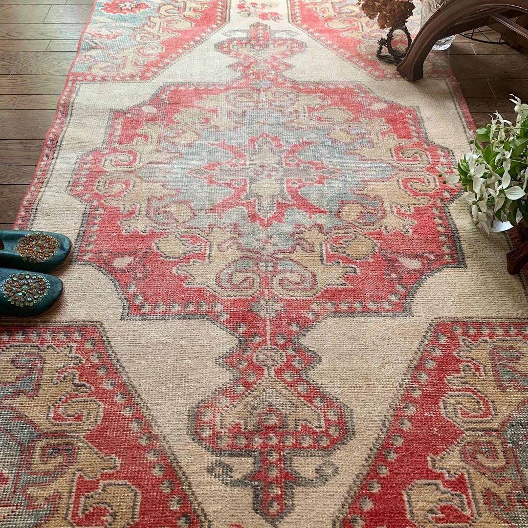 リリー　プロフ必読^ - ^様　アヴァノスラグ　トルコヴィンテージラグ