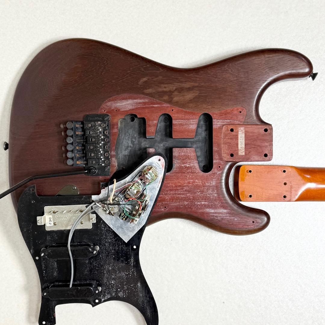 超希少 P-PROJECT PAW-2 和田アキラ 2号機 モデル エレキギター