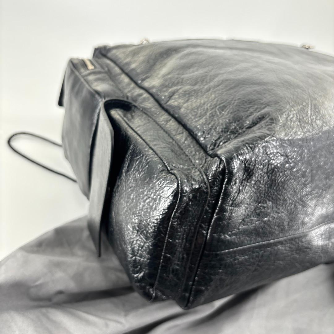 新品未使用 現行 バレンシアガ SUPERBUSY ラージ スリングバッグ 黒