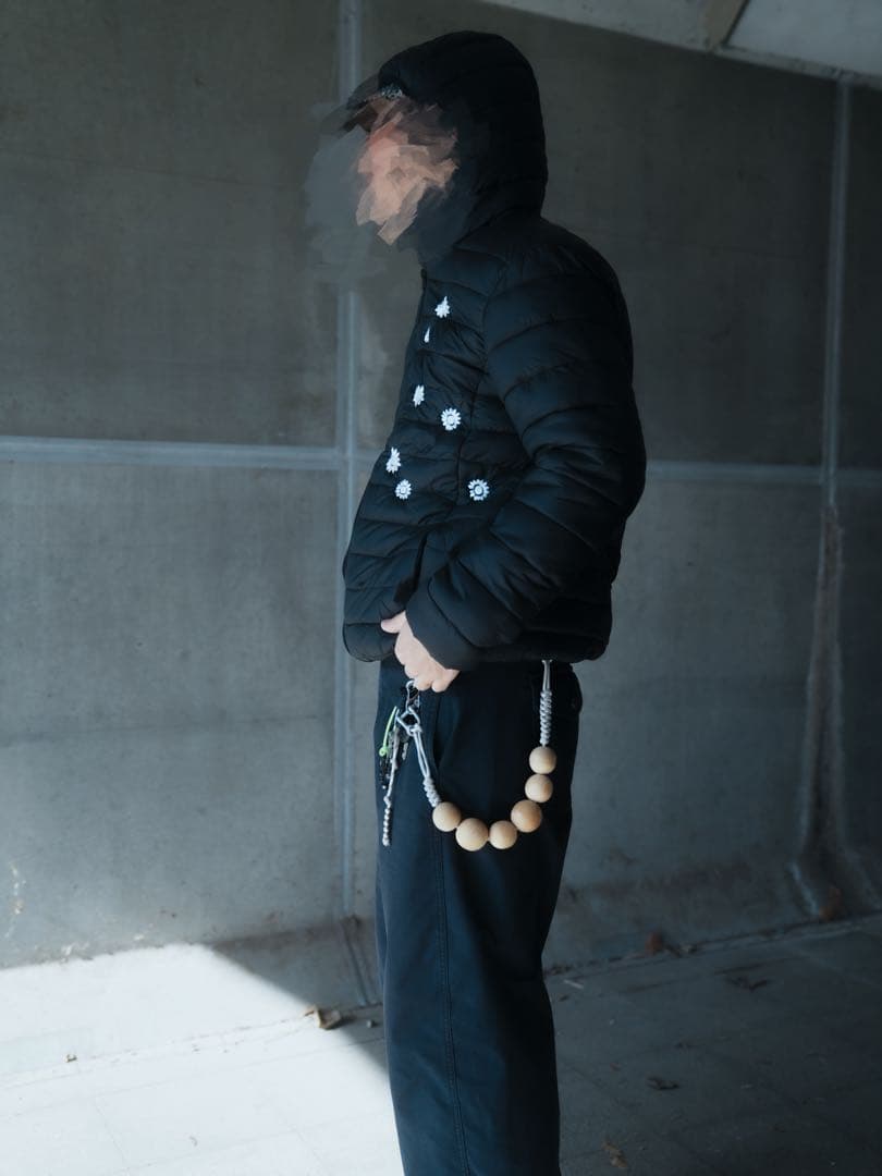 ゆうた様　花刺繍入りのパテッドジャケット(フード付き)