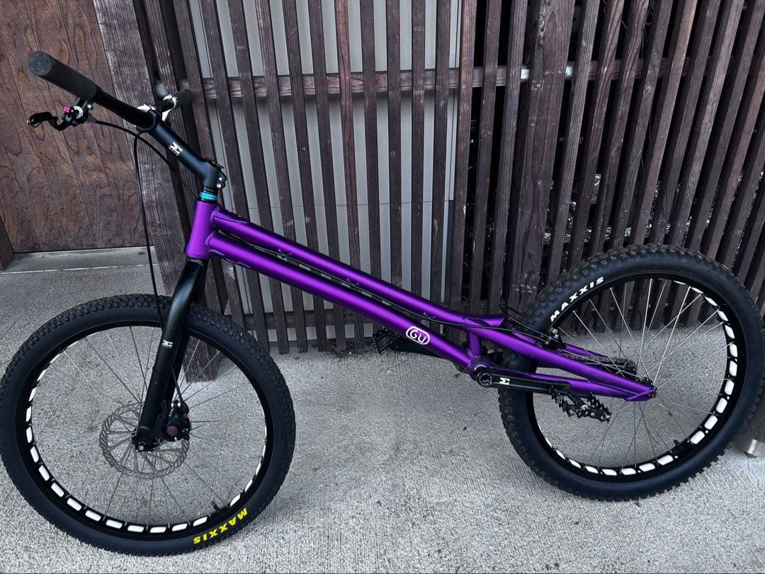 トライアルバイク　GU pro 24inch
