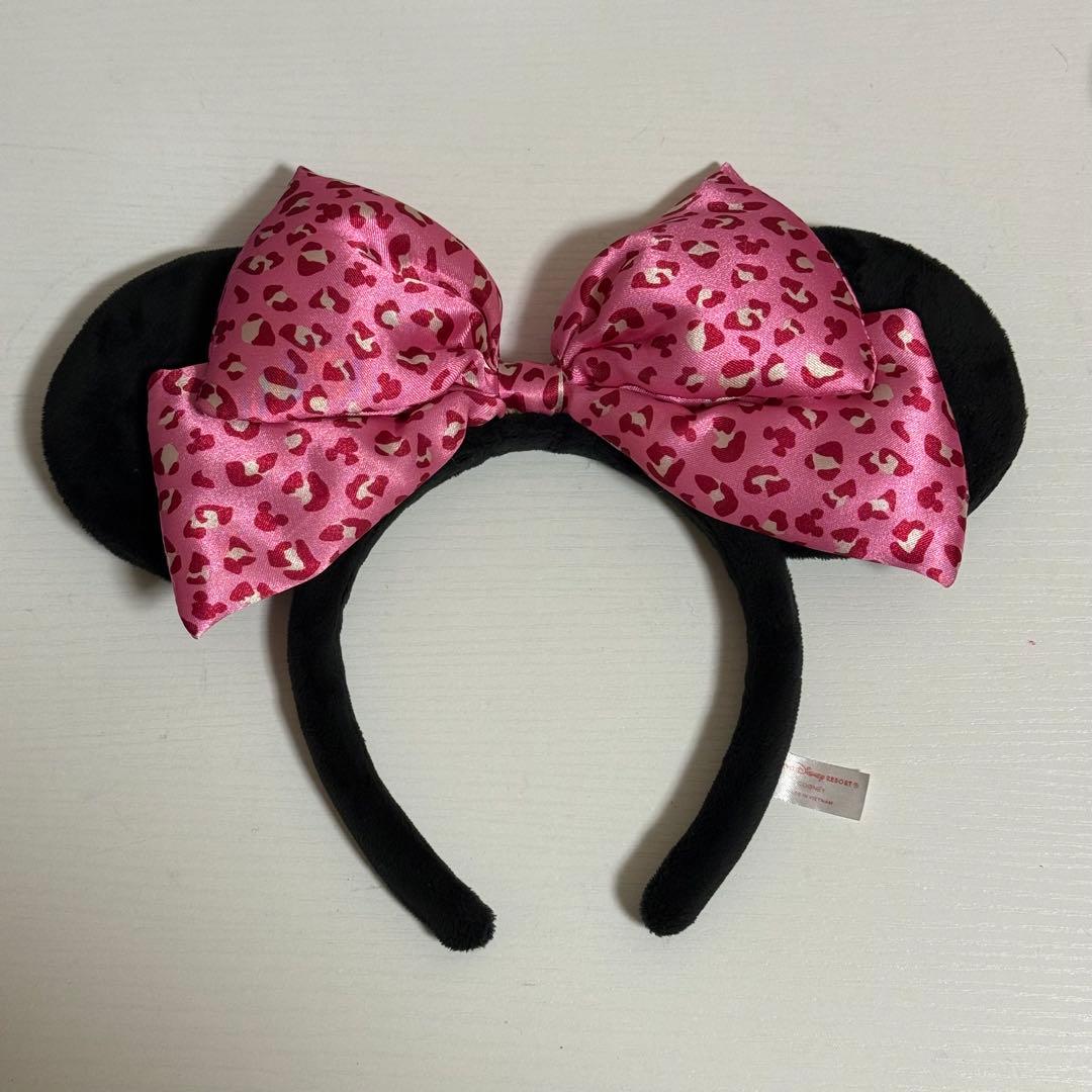 ディズニー　ミニーマウス　カチューシャ　ヒョウ柄　　 ピンク