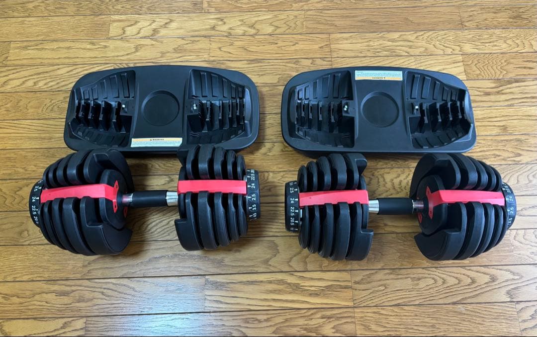 可変式ダンベルセット、24×2kg、KG表示ダイヤル付