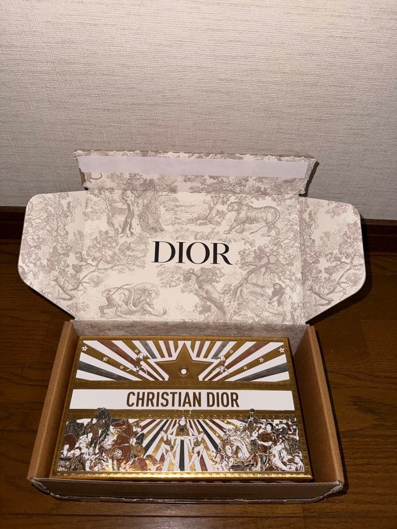 CHRISTIAN DIOR ギフトボックス