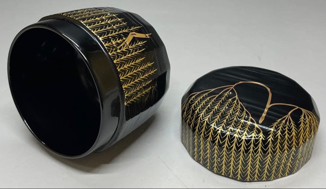 吉田一峰　認得斎好写　折撓柳蒔絵棗　四方桟共箱 　栞　T74