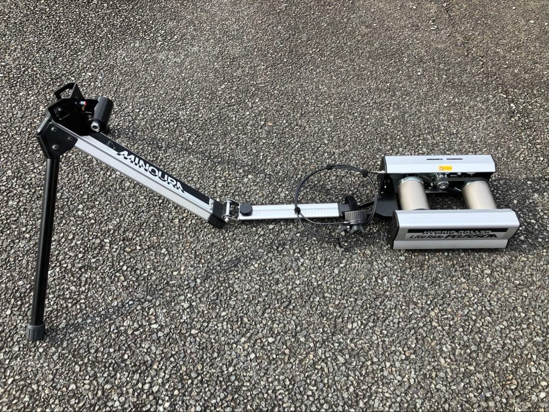 MINOURA ミノウラ　FG550A ハイブリッドローラー　キャリングケース付