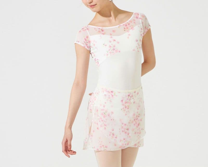 チャコット　永久メイ　コラボ　キャップスリーブレオタード