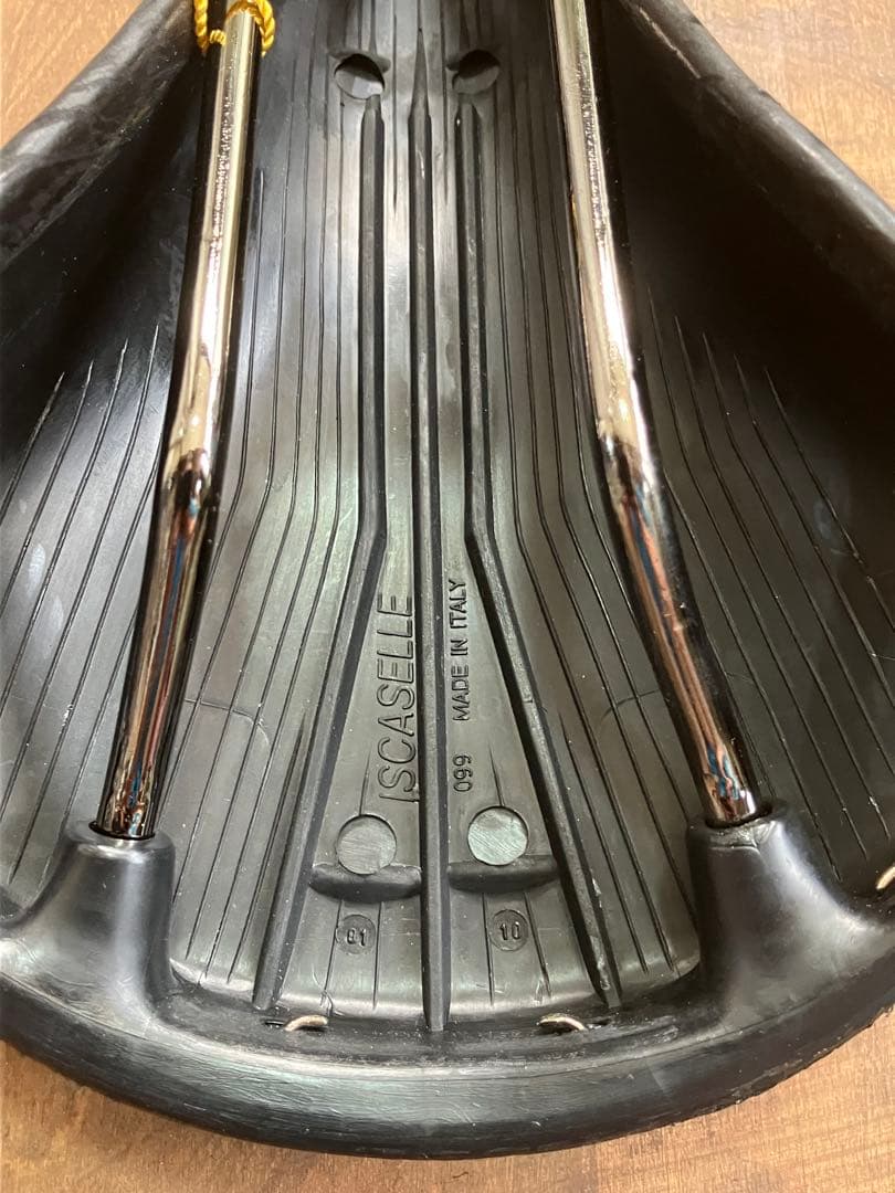 ISCASELLE TORNADO TOUR トルネードサドル　　　　AA21