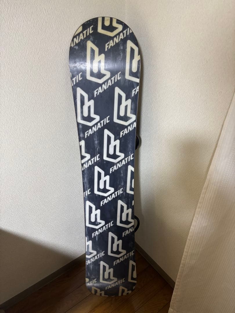 FANATIC 142cm × SALOMON XSサイズ