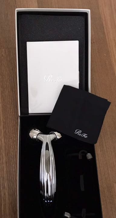 美顔ローラー ReFa CARAT RAY FACE