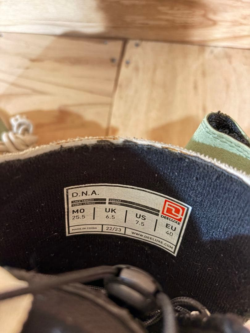 DEELUXE DNAスノーボードブーツ 女性用