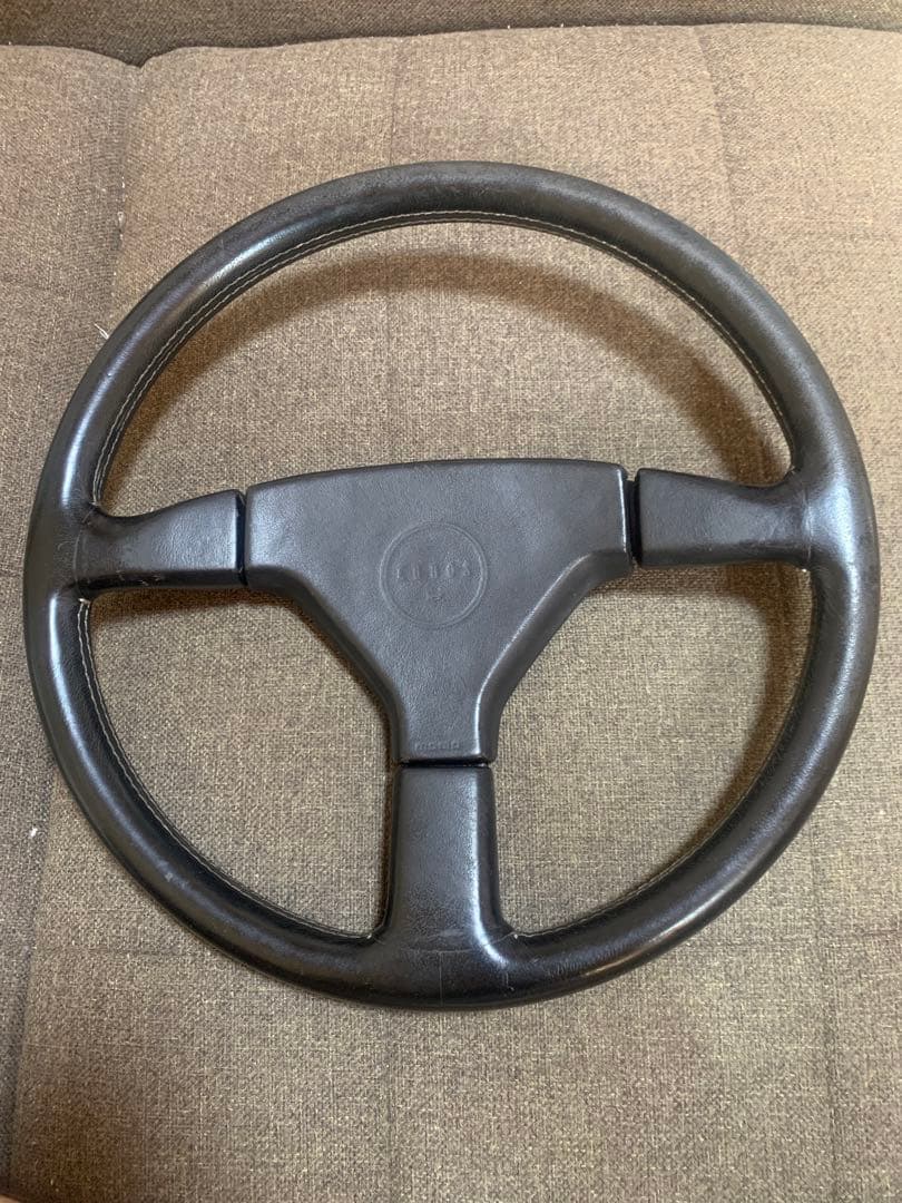 ユーノスロードスター　オプション　momo カバー付き