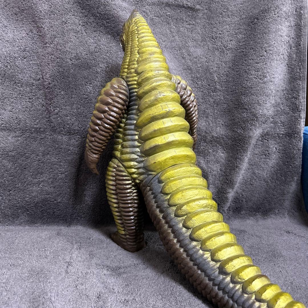 レッドキング　ソフビ　37cm