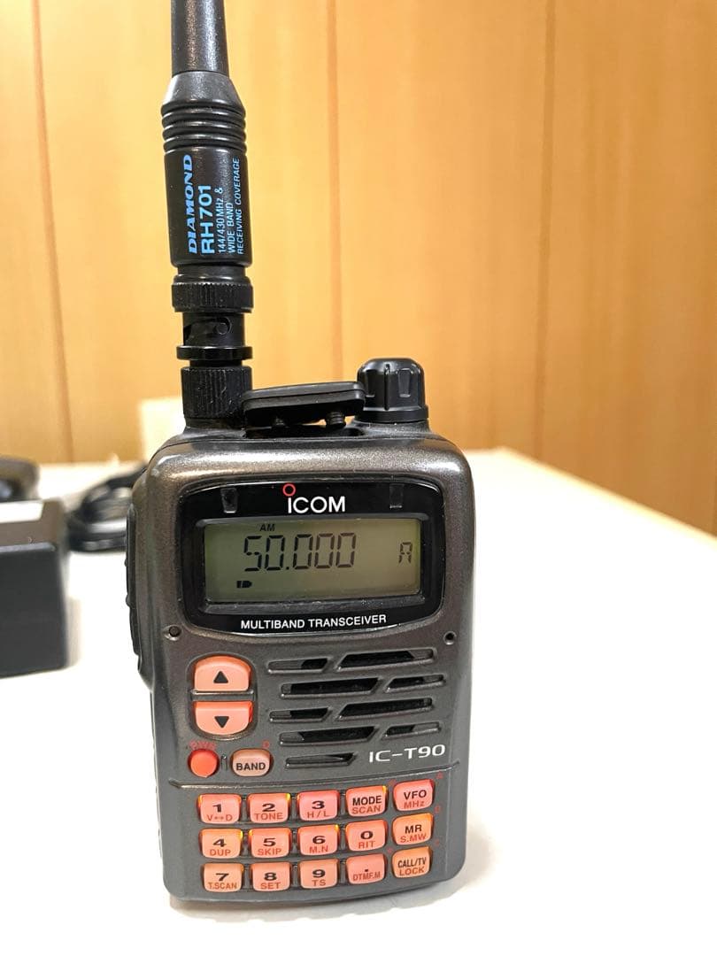の*ん様 ☆美品☆ ICOM IC-T90 50/144/430MHz 14点セ