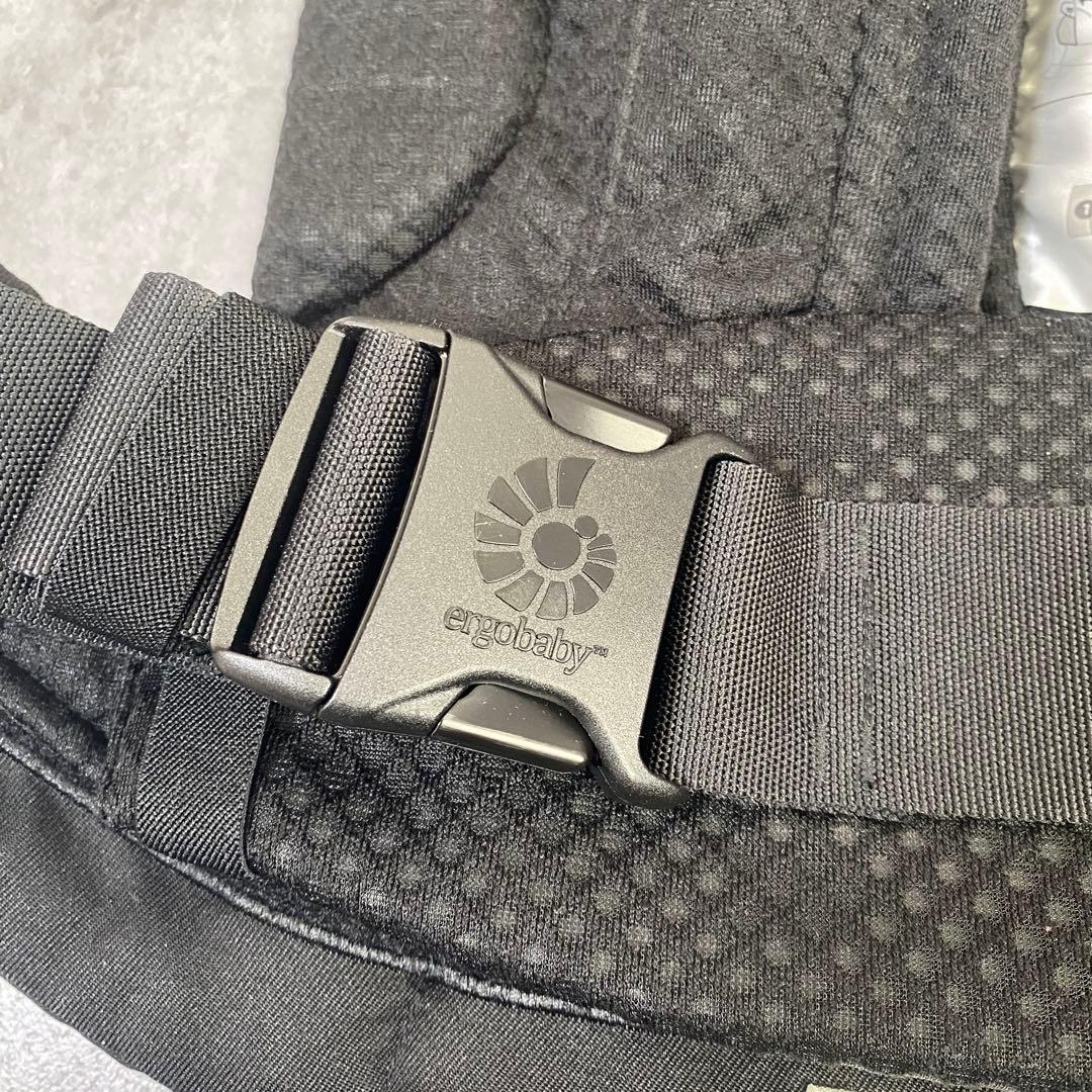 【美品】エルゴ ergo オムニブリーズ 抱っこ紐 黒 ブラック