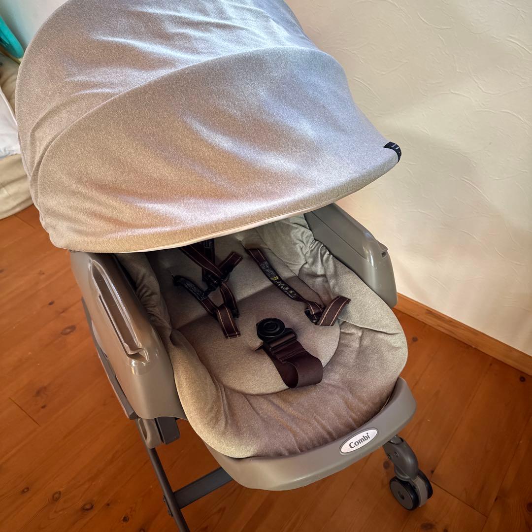 美品　コンビ　ネムリラ　オートスイング　ベージュ　ハイローチェア　電動