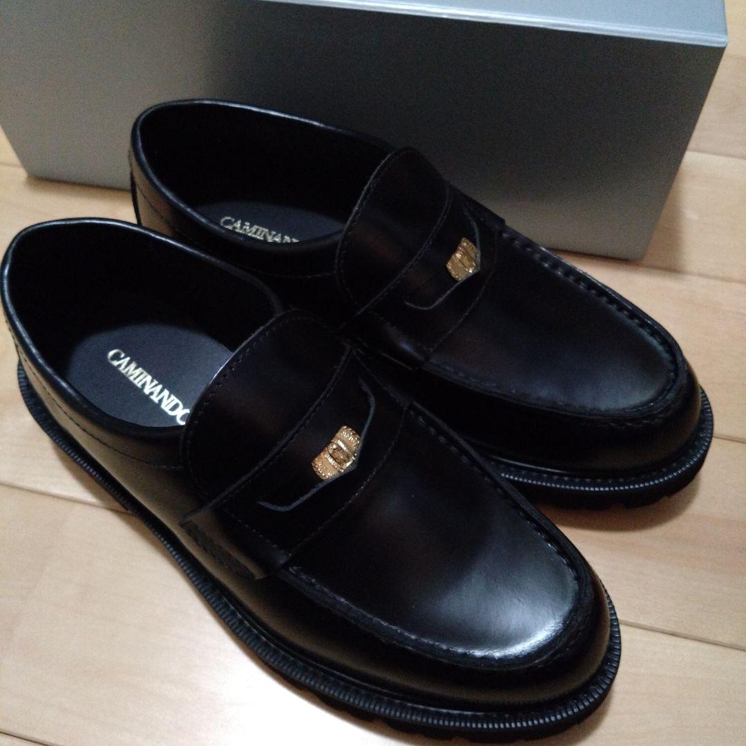 新品未使用カミナンド ローファー24.5〜25cm