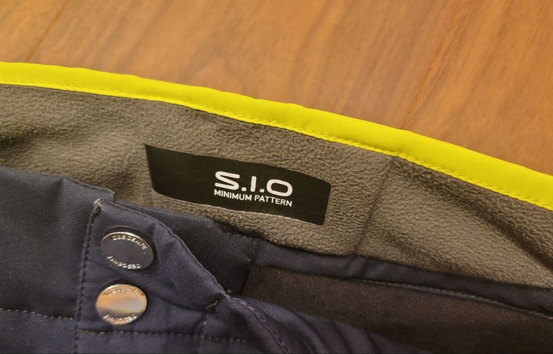 DESCENTE 上下 ジャケMパンツ(丈はM、ウエストS)