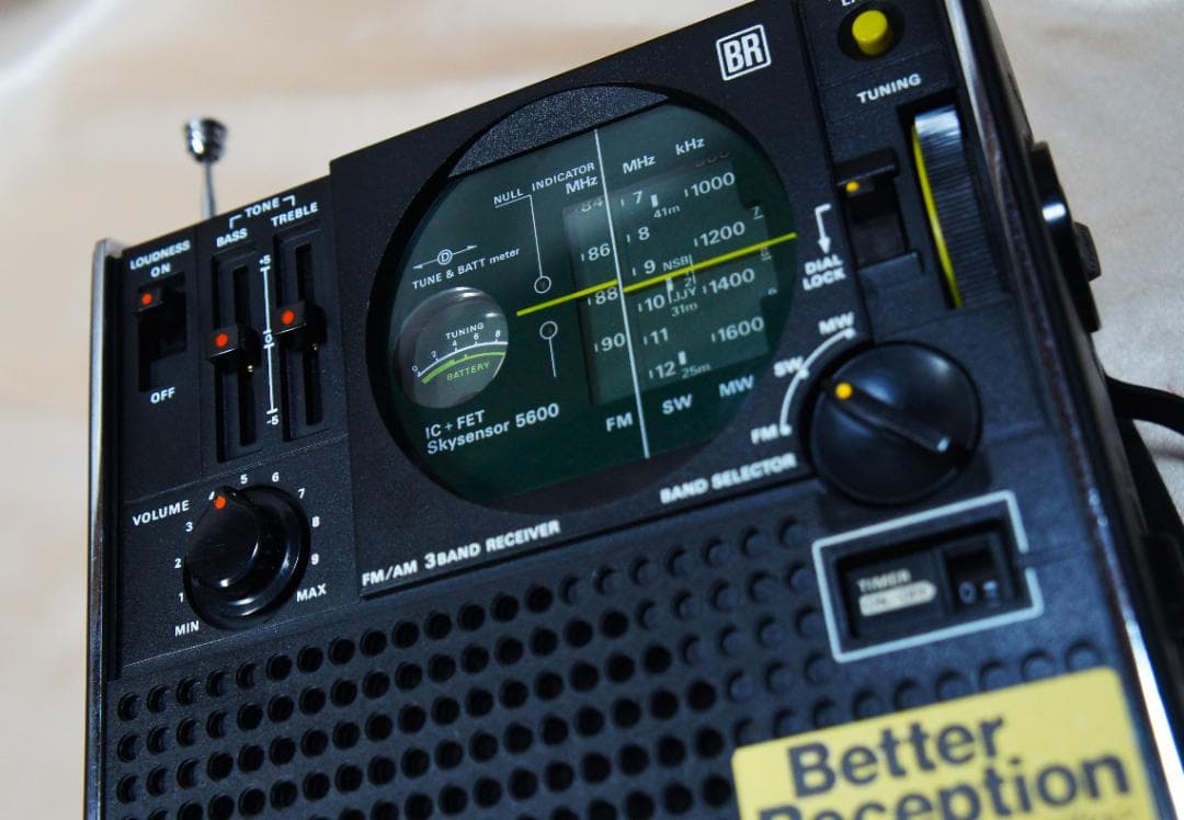 ☆綺麗☆受信OK☆SONYソニー☆スカイセンサー☆ICF-5600☆BCLラジオ