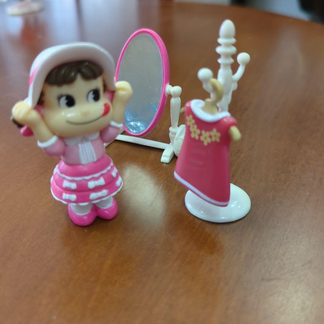 レトロ　ペコ&ポコストーリーシリーズ　フィギュア　ペコちゃん　10個