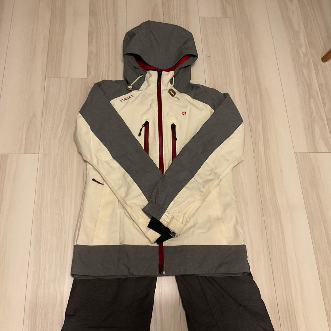 STREULE（上L）＆Phonex（下M）　レディーススキーウェア