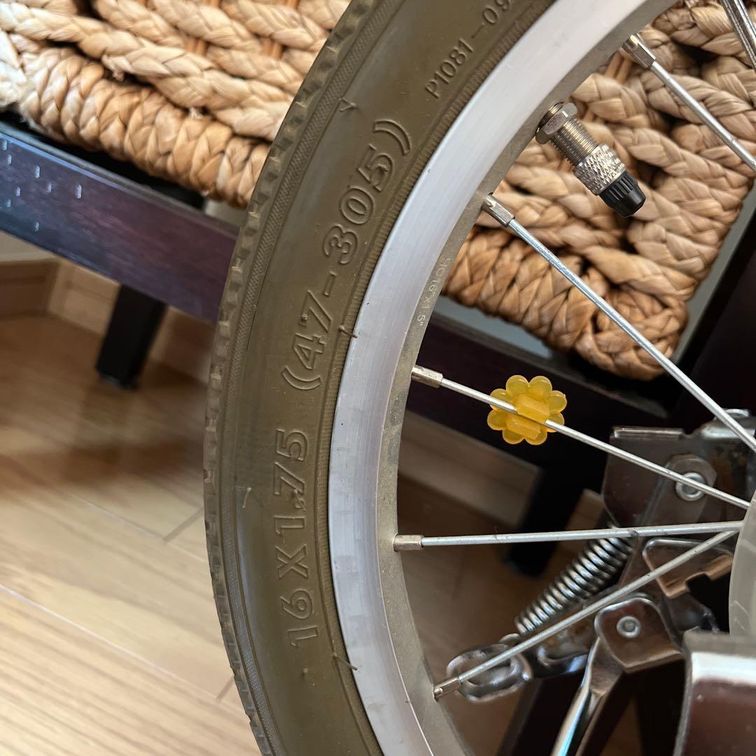 トイザらス　ベル　美女と野獣　自転車　16インチ　ディズニー　プリンセス