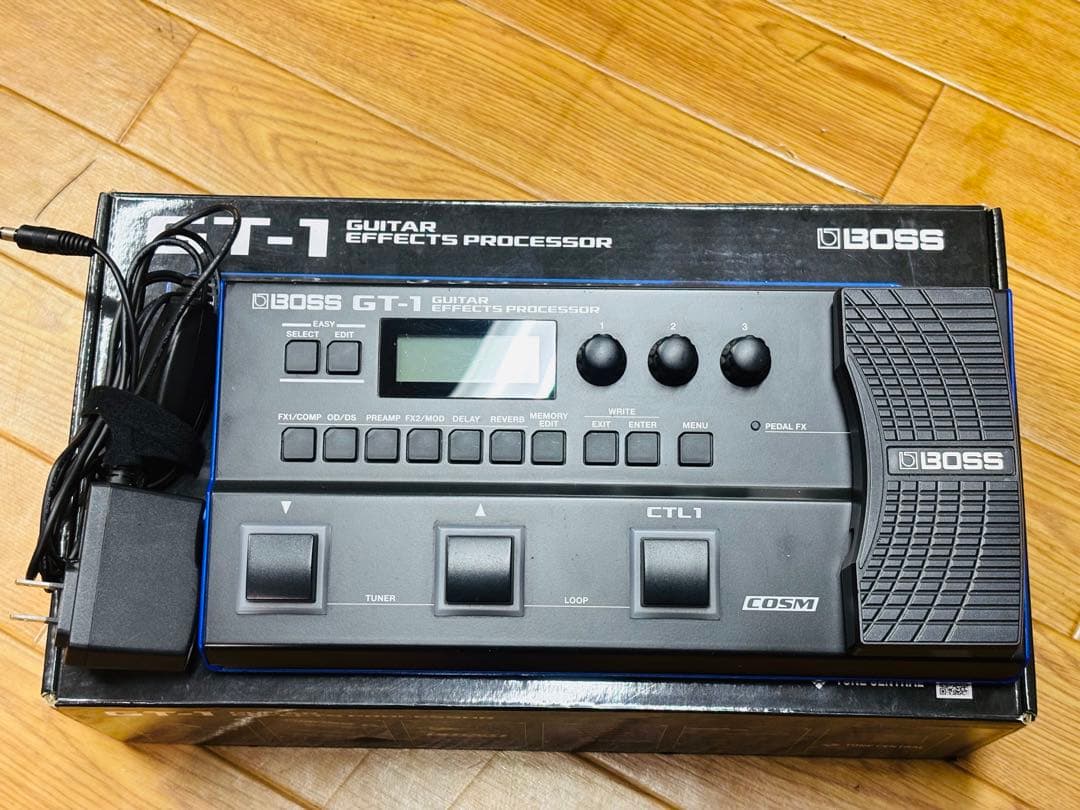 BOSS GT-1 マルチエフェクター 元箱・ACアダプター付 美品
