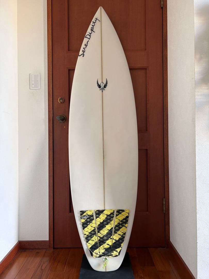 Seren Dipity surfboard　中古サーフボード　ショートボード