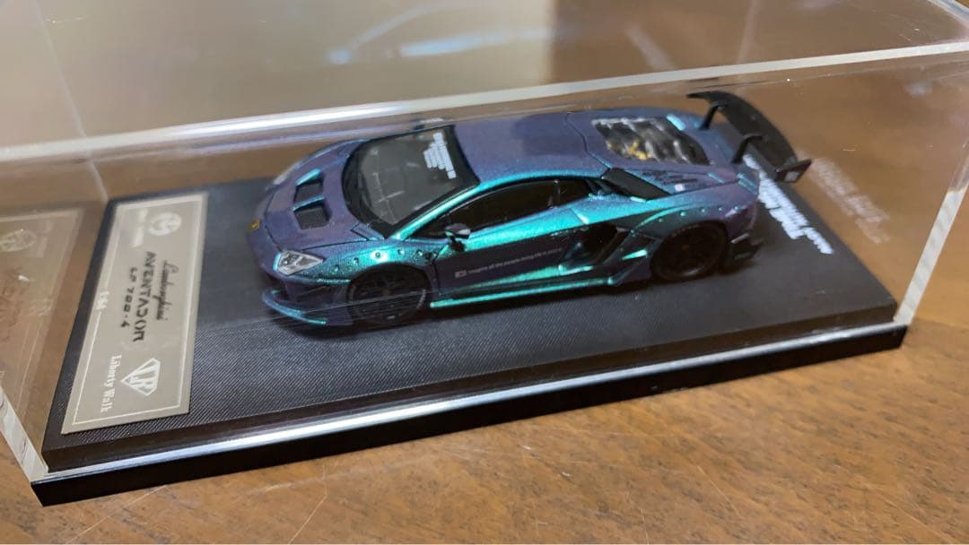 ミニカー Lamborghini Aventador LP 700-4