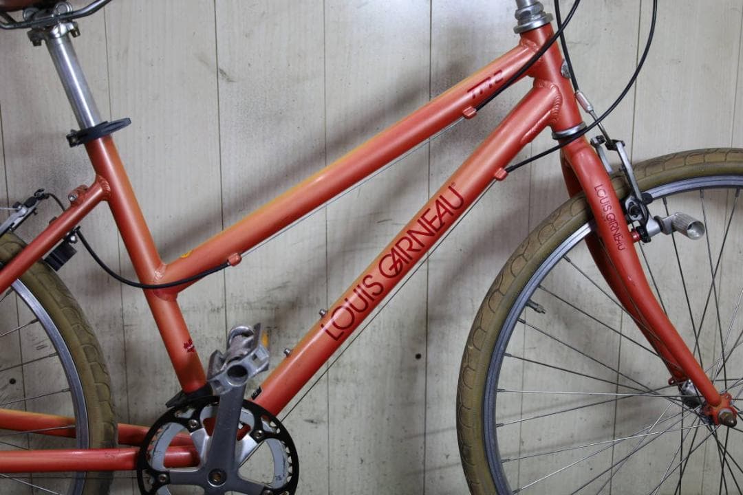 オレンジ クロスバイク アルミフレーム