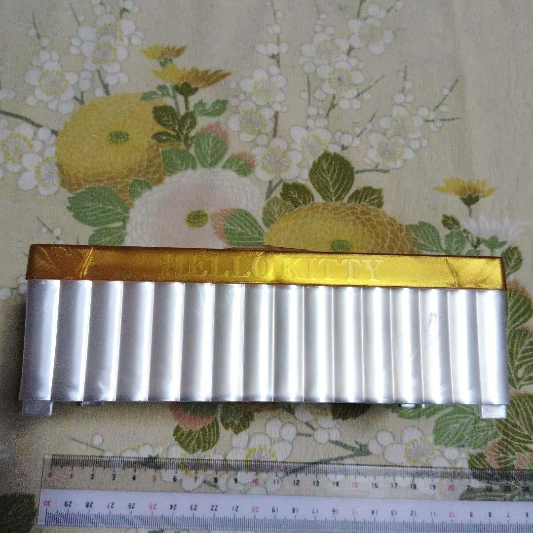 激レア！ハローキティ ゴールドデザイン　ジュエリーケース小物入れ サンリオ 日本