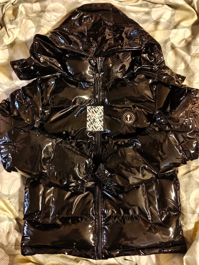 TRAPSTAR ブラックダウンジャケットMサイズ