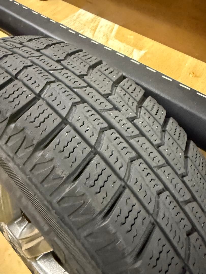 145/80/R13 スタッドレスタイヤ ラパン