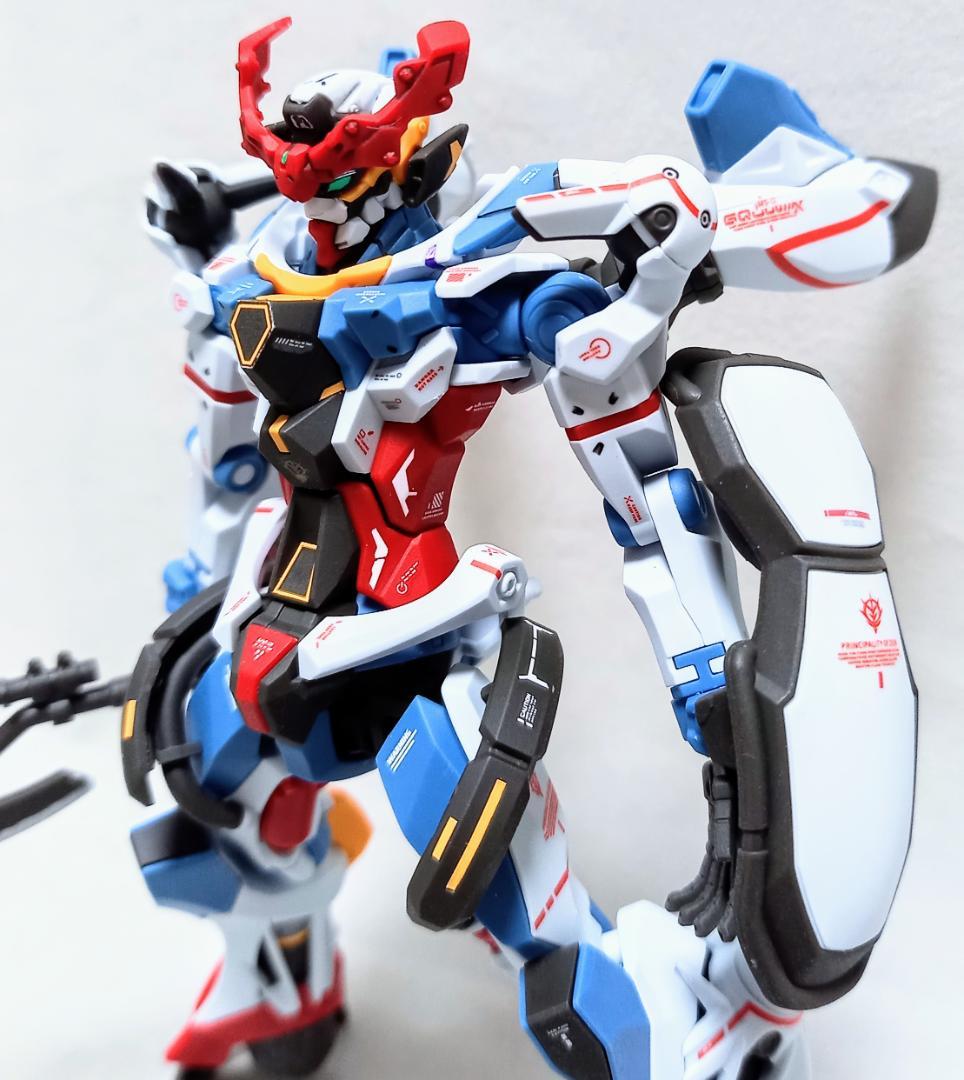 完成品 HG 1/144 GQuuuuuuX ジークアクス 組立て済 ジャンクE