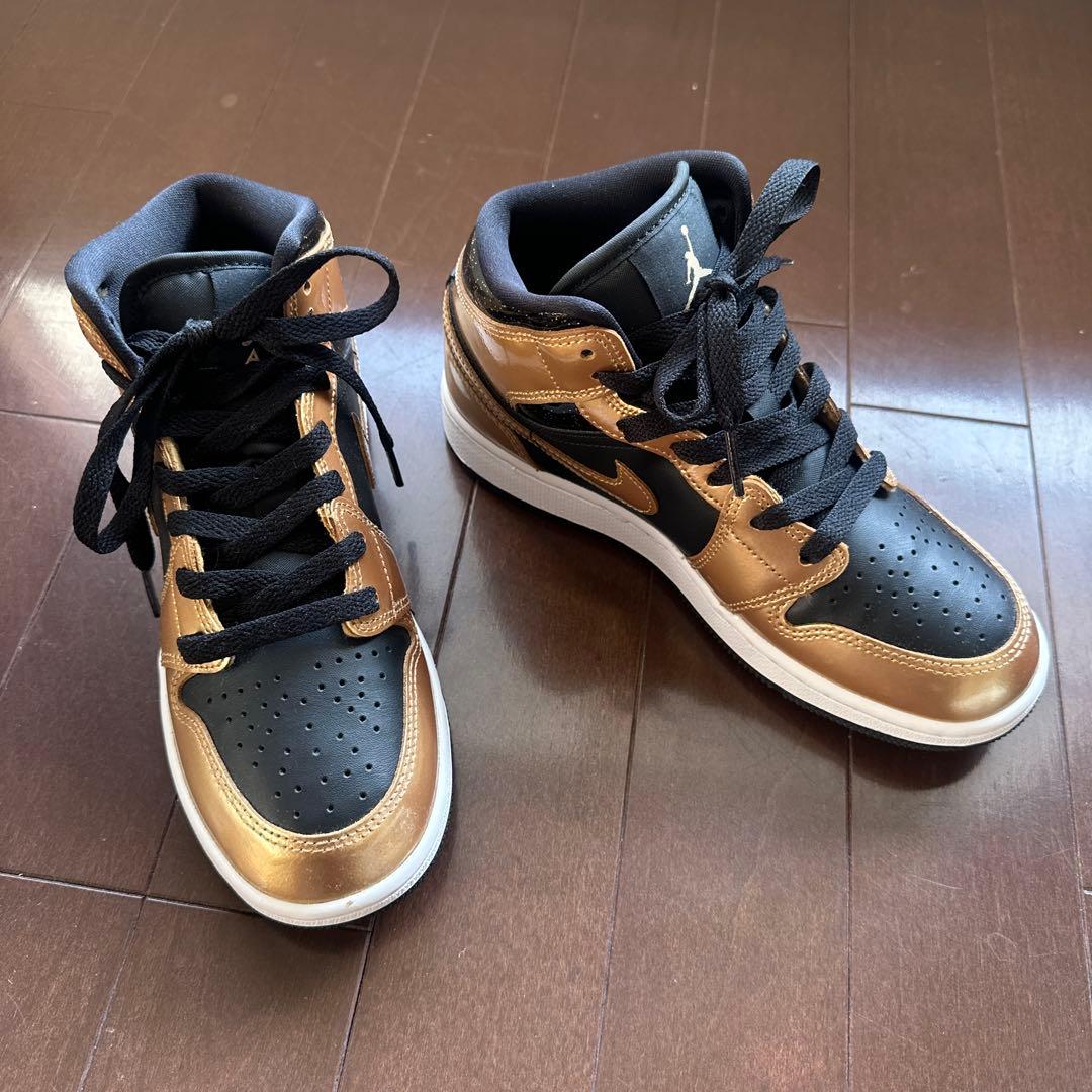 新品 Air Jordan 1 ゴールド/ブラック ハイカット 22.5cm