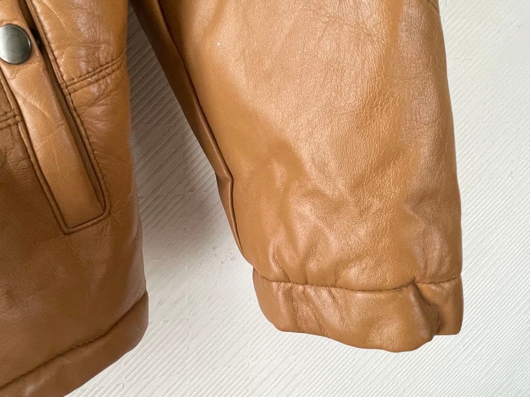 大幅値下　試着のみ　新品同様　羊レザーダウンジャケット Lサイズ　リブ袖