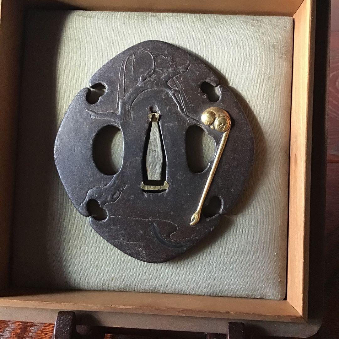 鍔　「猿池捕月図」